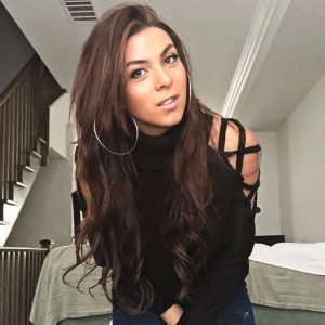 Une party à deux qui n’en est qu’une? Inès - rencontre-Teen-La Rochelle